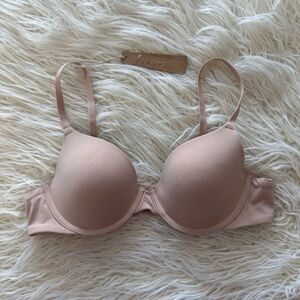 Skims Fits Everybody T-shirt Bra Mica Size 38A